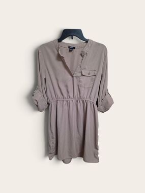 Womans/Girls Rue 21 V-Neck Shirt Dress